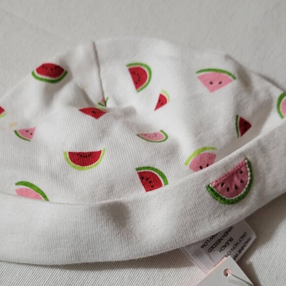 Gymboree Summer Picnic NWT Up To 7 lbs. Baby Hat storage spots. Located A21 - Picture 2 of 2